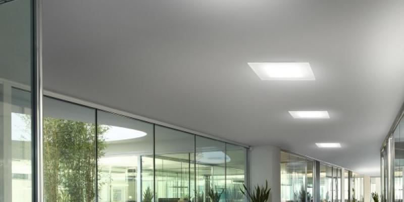 Kantorencomplex voorzien van LED-verlichting